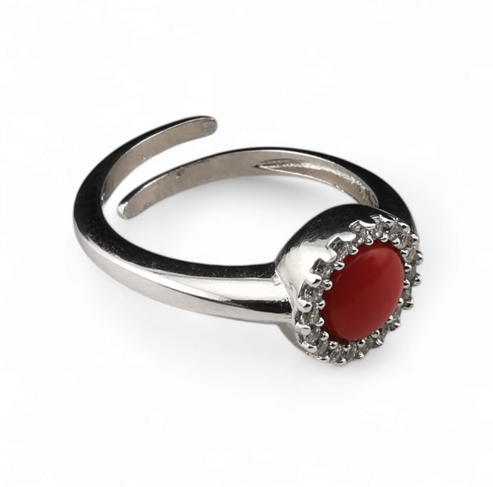 anello caboscon tondo di corallo rosso naturale e zirconi in argento 925