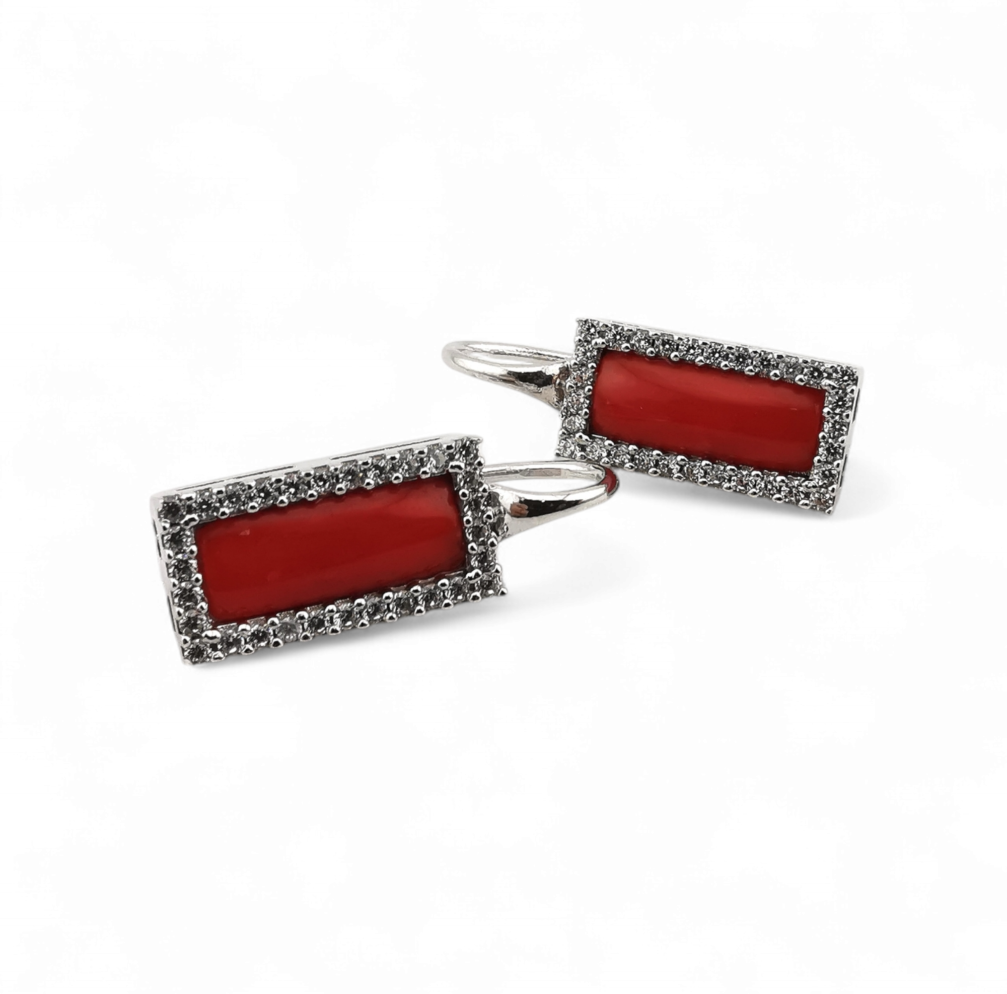 orecchini monachelle con fascetta di corallo rosso e zirconi in argento 925 rodiato