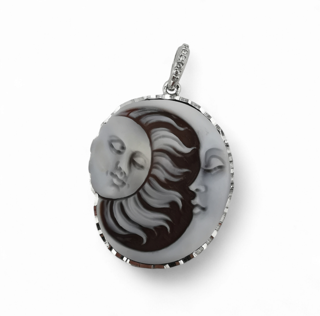 Collana con ciondolo cammeo sardonico SOLE E LUNA  in argento 925 rodiato